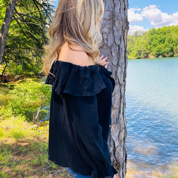 Black Ruffle Top - Picture 2 of 6